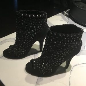 Brand new ankle boots Le Chateau